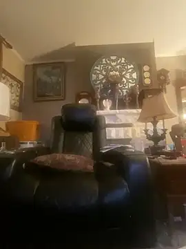 louevilboi online show from June 13, 10:46 am