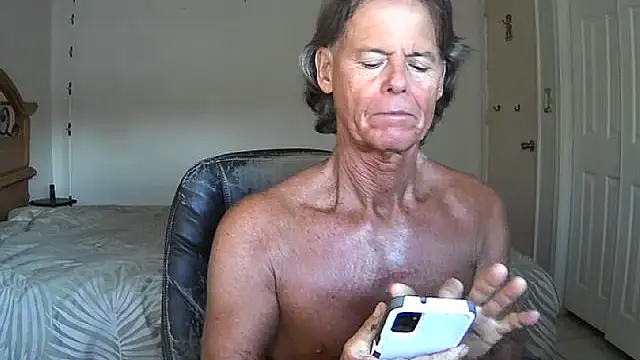 nakeedcowboi65 online show from July 29, 11:48 pm