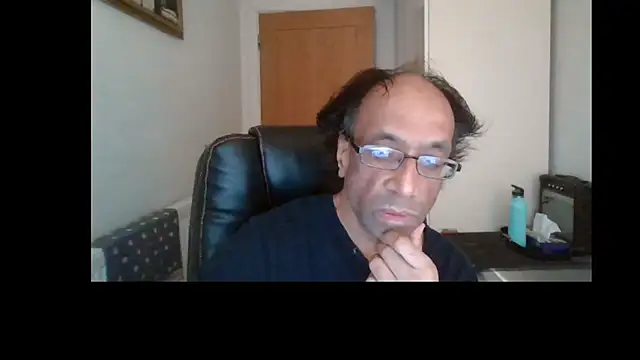 rauncher1 online show from August 6, 10:21 am