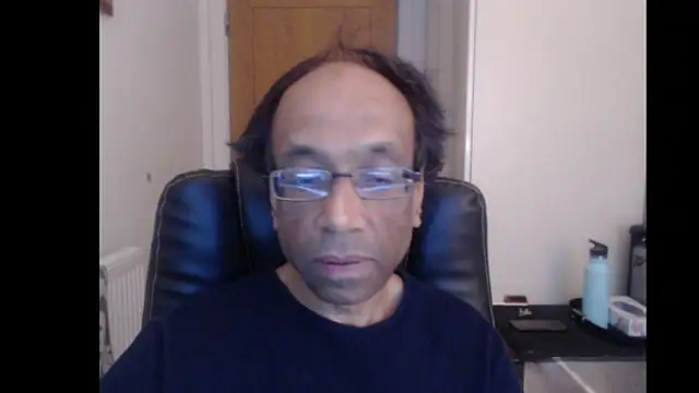 rauncher1 online show from May 1, 8:39 am