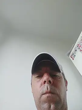 david geam online show from August 5, 5:23 am