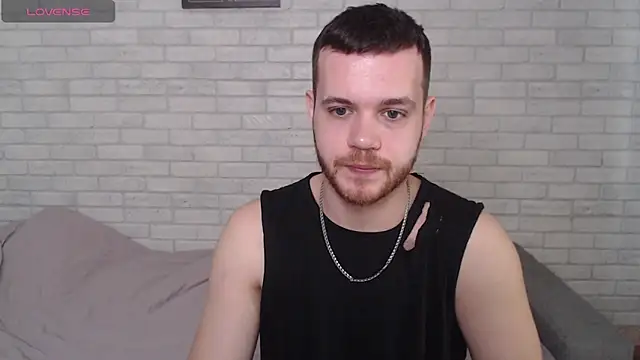 Alexxx horny online show from May 17, 7:05 am