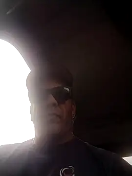 trucker1979 online show from July 28, 12:59 pm