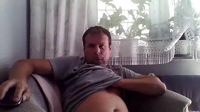 grzes19763 online show from July 18, 10:42 am