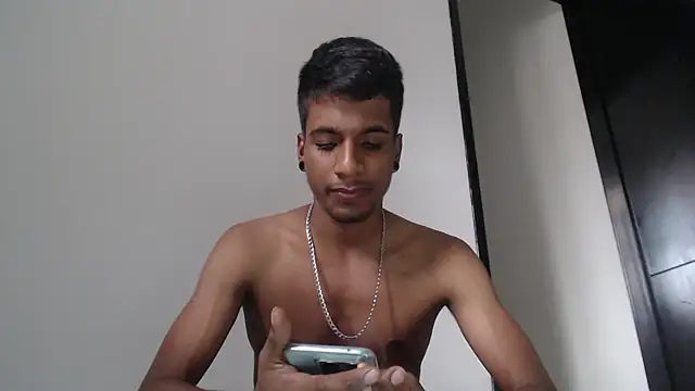 stevenosori online show from August 5, 10:48 pm