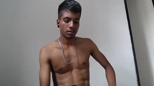 stevenosori online show from August 4, 10:14 pm