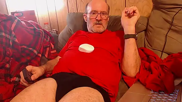 snickers1 online show from May 12, 1:52 pm