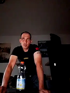 Codymc89 online show from April 30, 6:48 pm