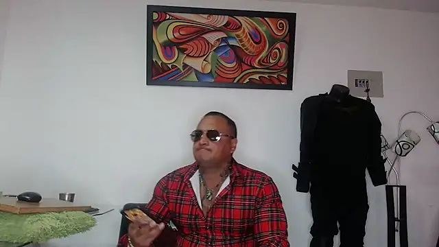 hardrock982 online show from April 24, 1:35 pm