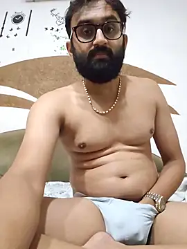 love4shownude online show from July 3, 6:34 pm