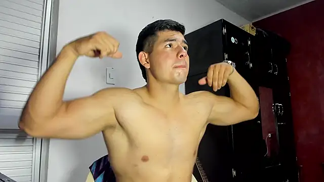 VincentSavage online show from May 7, 9:37 pm