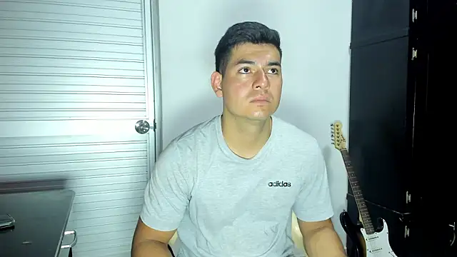VincentSavage online show from May 6, 7:25 pm