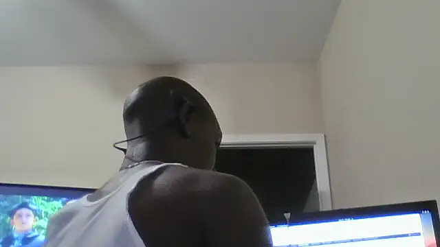 RinsingWood84 online show from May 10, 1:45 pm