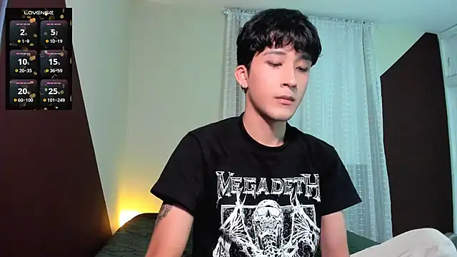 tom Howard online show from May 14, 3:37 am