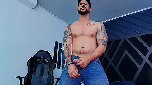 Petesevans online show from May 3, 12:02 am