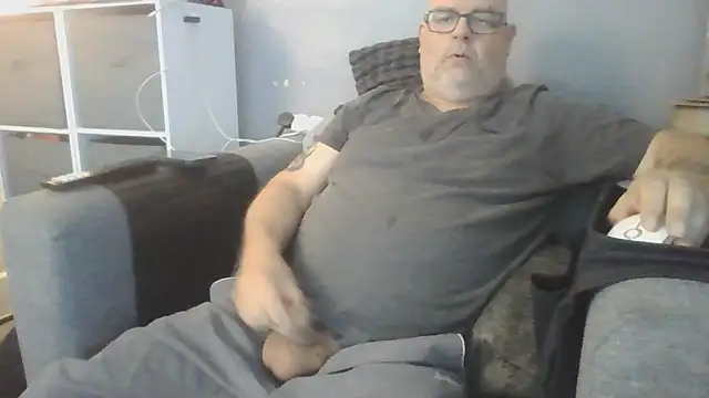 Naturistmale45 online show from July 20, 8:20 am