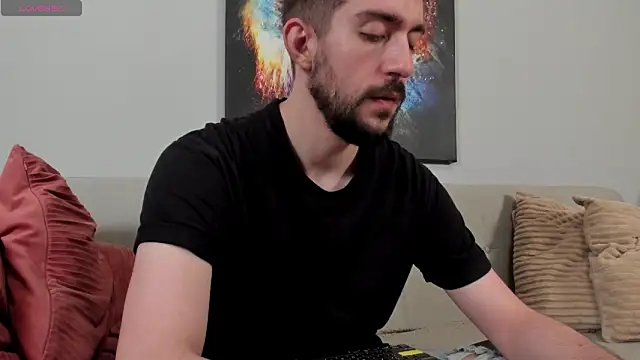 Dylan Best online show from June 17, 1:29 am