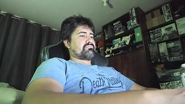 VonDoomdelToro online show from June 10, 6:26 am