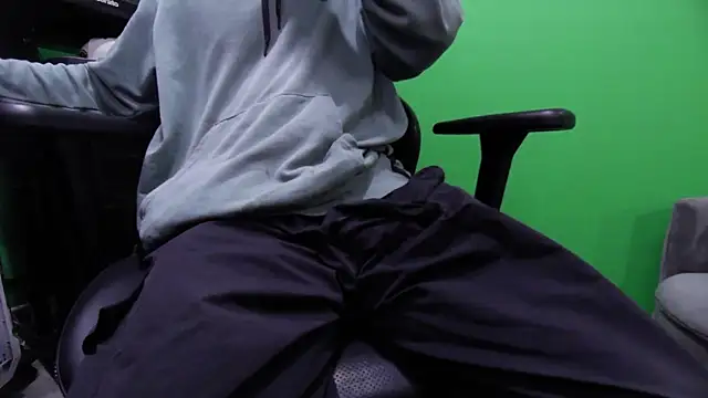 kuruptxxx live online show from May 8, 5:02 pm