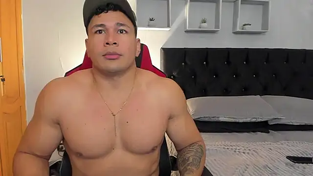 tyler hank01 online show from April 29, 8:48 pm
