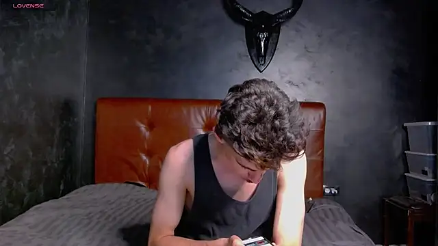 DanielCrush1 online show from July 9, 5:49 pm