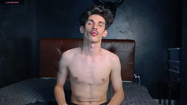DanielCrush1 online show from July 4, 10:35 pm