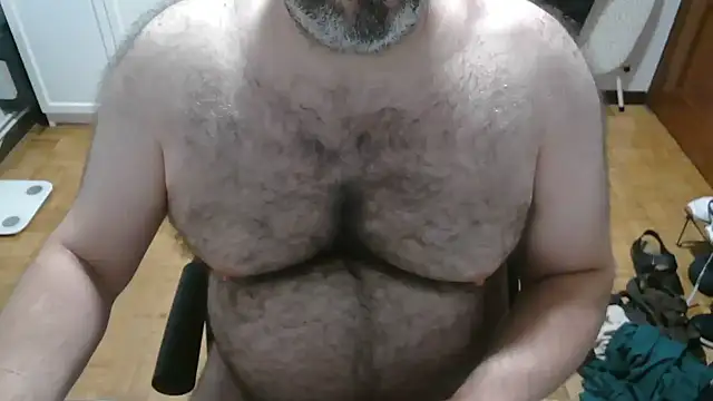 mikeyhotbear online show from July 29, 5:06 am