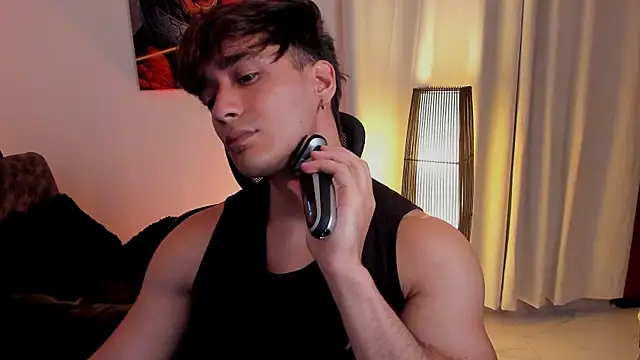 AlexRivera6 online show from May 24, 6:25 pm