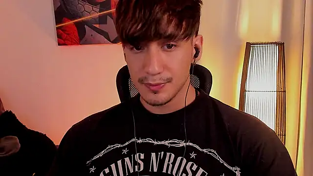 AlexRivera6 online show from May 18, 3:28 pm