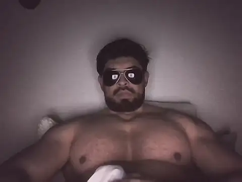marcus002001 online show from July 1, 6:58 am