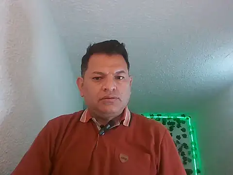 SexDiffrent online show from May 6, 9:15 pm