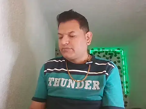 SexDiffrent online show from May 13, 7:44 pm