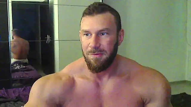 muscularkevin online show from May 13, 3:47 am