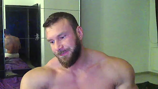 muscularkevin online show from May 14, 3:48 am
