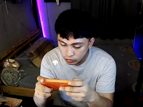 princeJayX online show from April 27, 2:13 pm