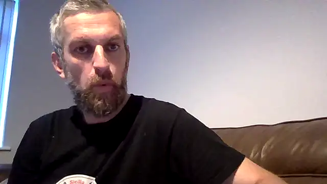 Matts1988 online show from June 10, 8:20 pm