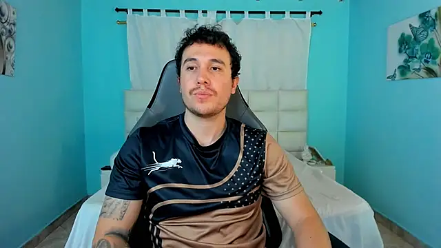 juan  jimenez online show from June 3, 10:48 pm