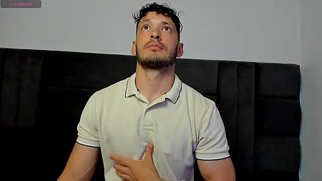 alejandro  2 online show from May 31, 4:17 pm
