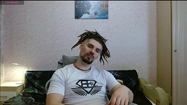 Aestheticguy101 online show from May 10, 6:31 pm