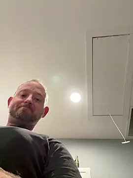 smokeymt420 online show from May 4, 5:09 am