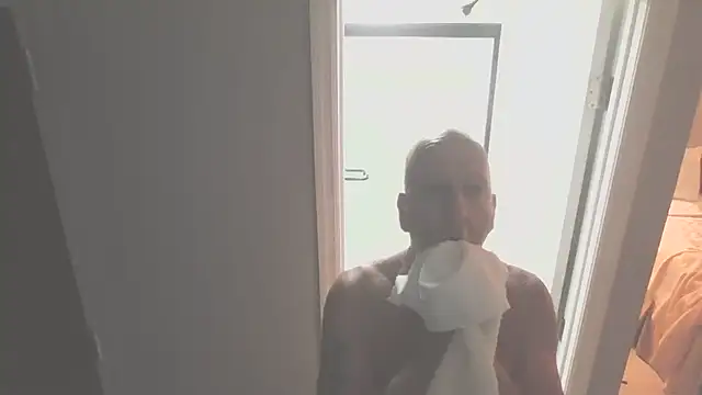 Yankeedave420 online show from June 25, 2:25 am