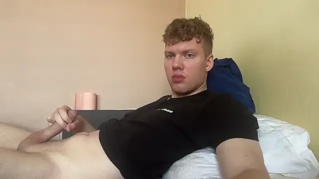 sexybooii6968 online show from May 23, 9:26 am