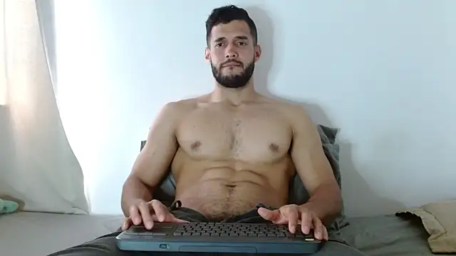Noah jhonsonn online show from April 29, 4:22 pm
