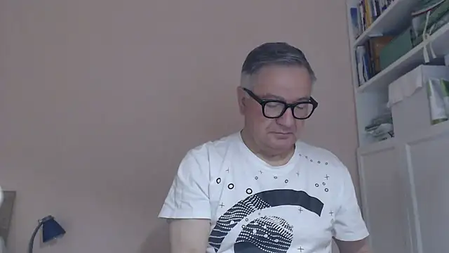 YOU6me online show from June 17, 7:21 am
