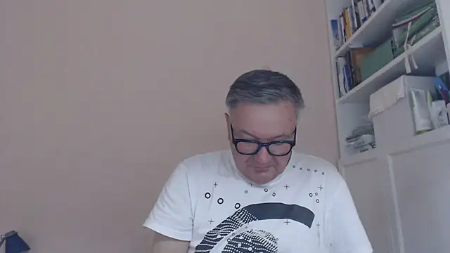 YOU6me online show from June 18, 7:32 am