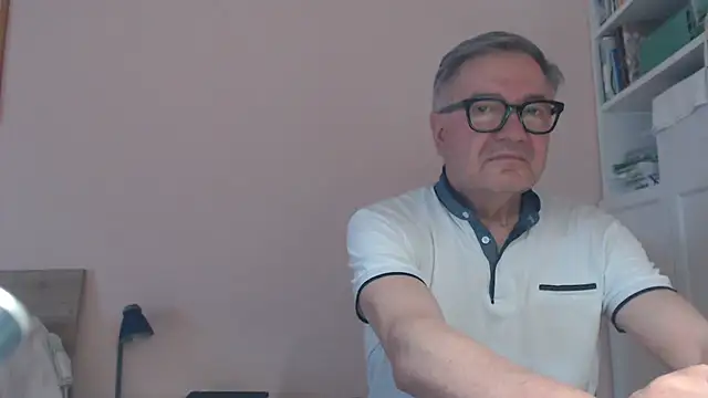 YOU6me online show from June 28, 2:56 pm