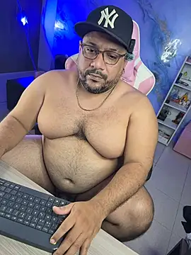 jacoob woods online show from August 8, 2:13 pm