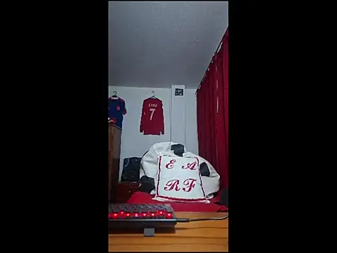 ALBEIROFOOTBALL1992 online show from May 18, 4:40 am