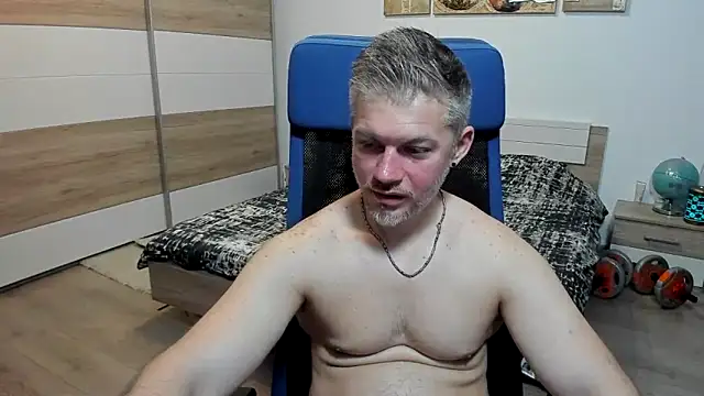 RobbyShawz online show from May 13, 8:11 am