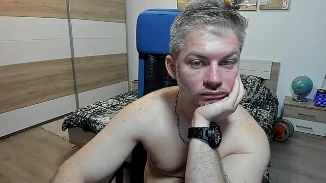RobbyShawz online show from May 11, 8:05 am